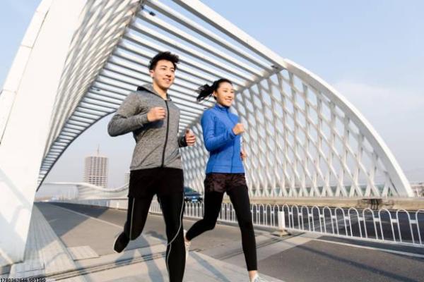疯狂体育培训班联系方式指南(图1)